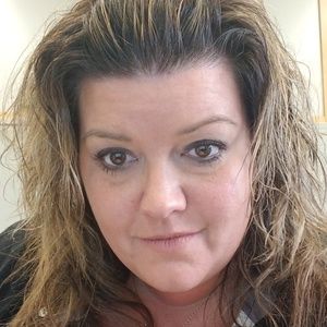 Meet your Posher, Carmi